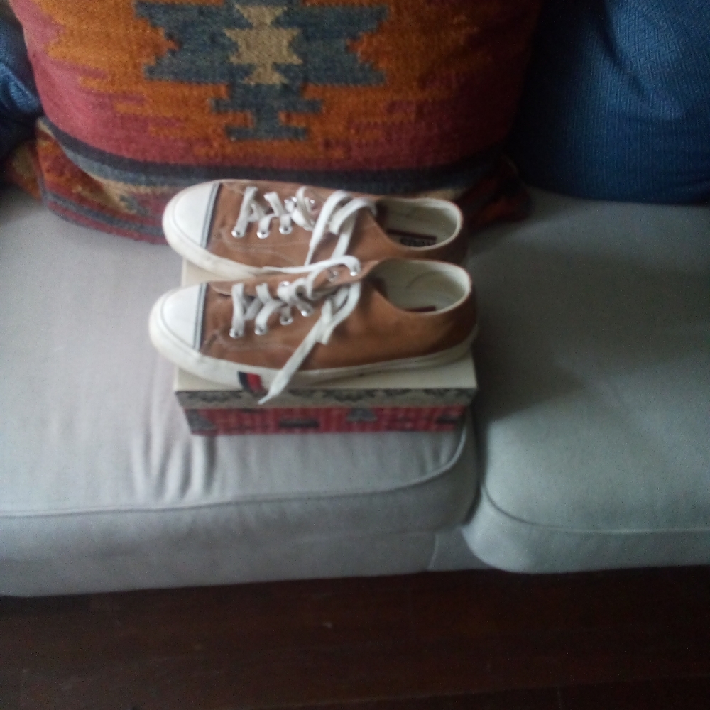 Very nice old school Pro Keds sneakers